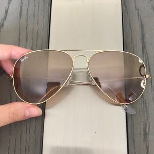 Rayban gold aviators